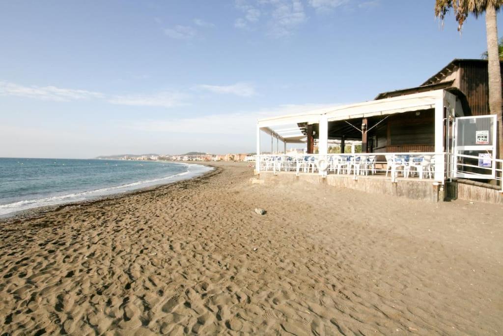 شقة Penthouse With Roof Terrace, Bbq, Pool- And Sea Views Buenas Noches المظهر الخارجي الصورة